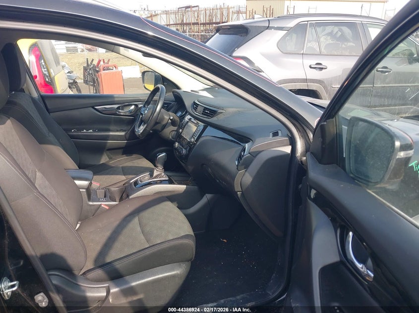 2018 Nissan Rogue Sport Sv