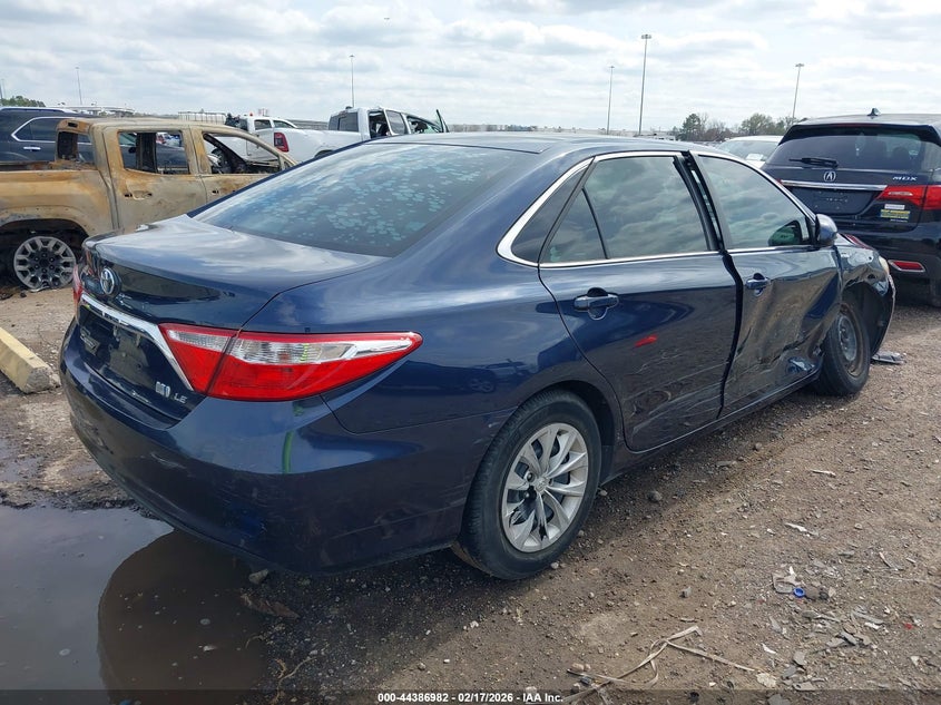 2015 Toyota Camry Hybrid Le