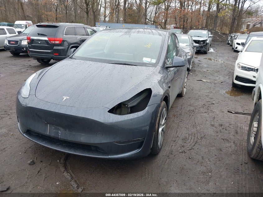 2023 Tesla Model Y Awd/Long Range Dual Motor All-Wheel Drive