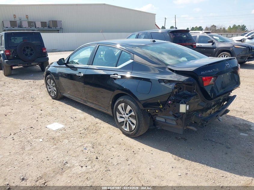 2025 Nissan Altima S Fwd