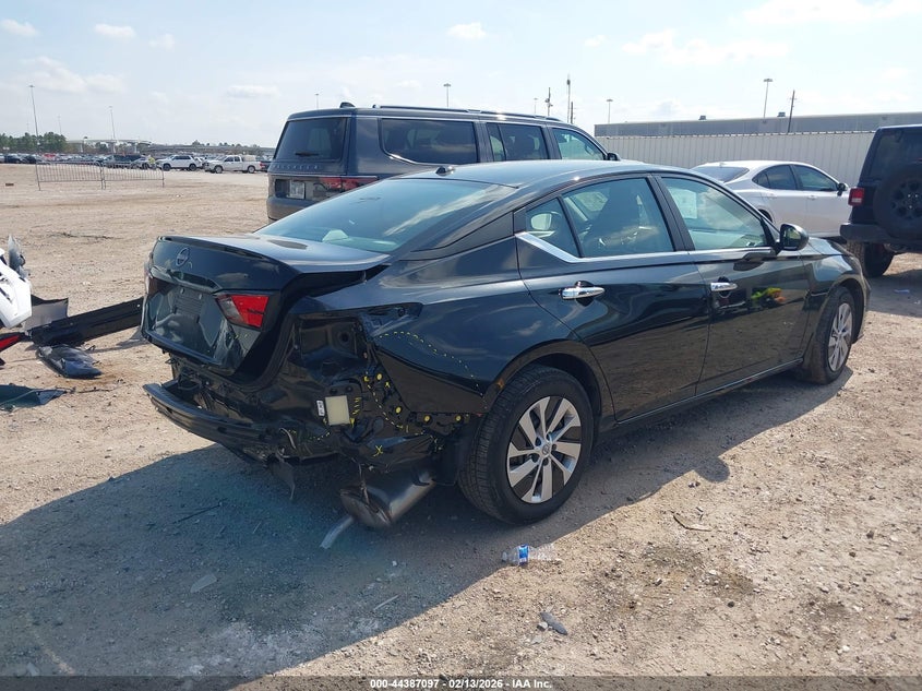 2025 Nissan Altima S Fwd