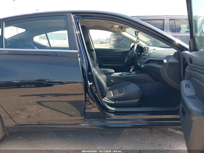 2025 Nissan Altima S Fwd