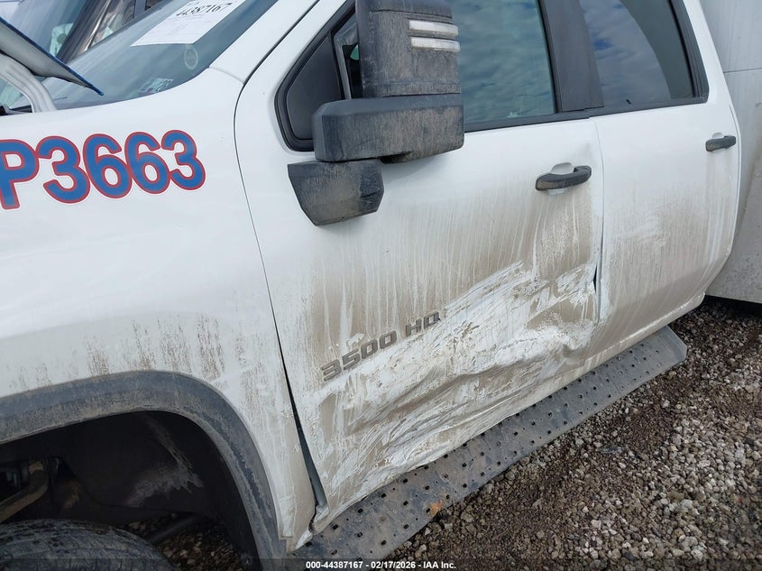2022 Chevrolet Silverado 3500Hd Chassis Work Truck VIN: 1GB4YSE73NF211939 Lot: 44387167