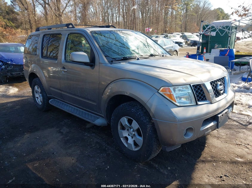 2005 Nissan Pathfinder Se