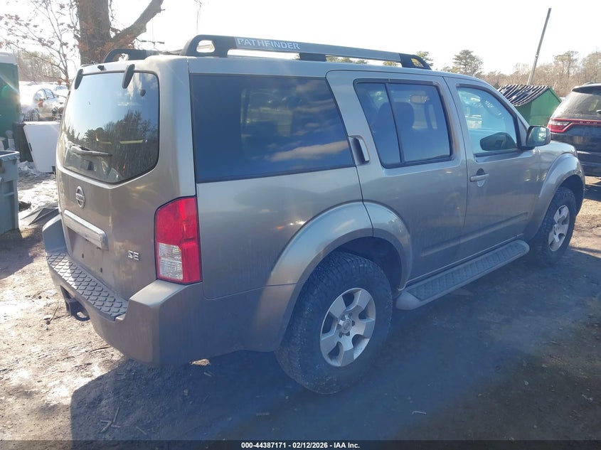 2005 Nissan Pathfinder Se
