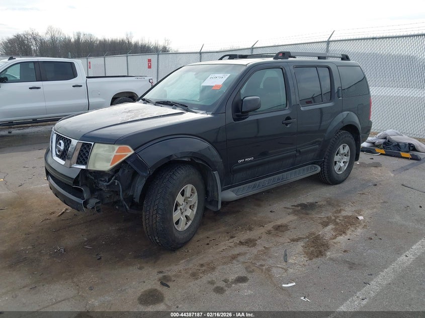 2005 Nissan Pathfinder Se Off-Road