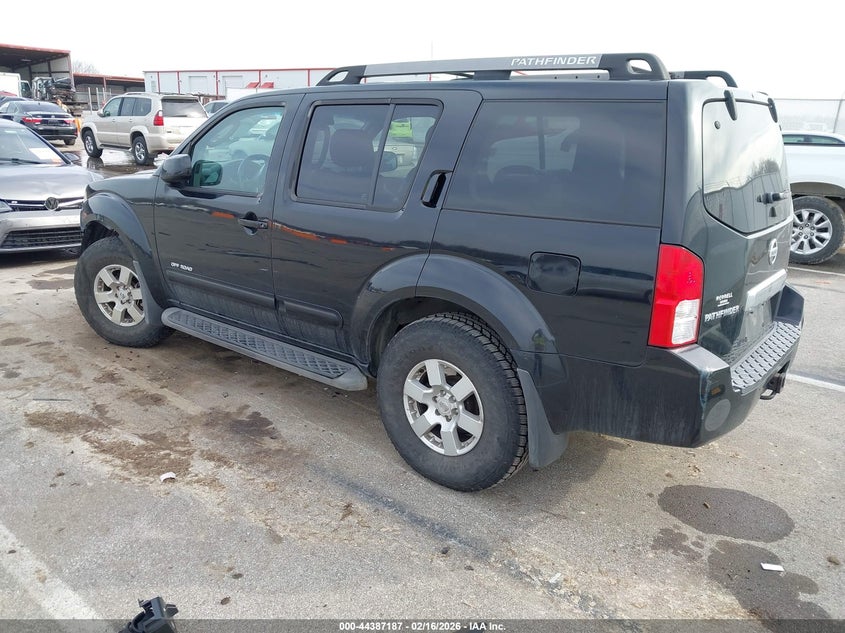 2005 Nissan Pathfinder Se Off-Road