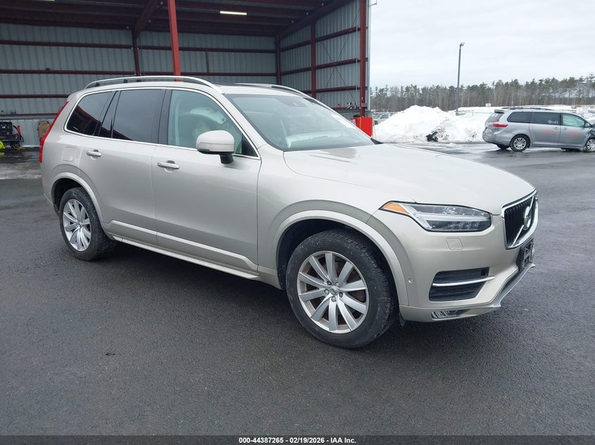 2016 Volvo Xc90 T6 Momentum