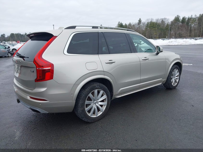 2016 Volvo Xc90 T6 Momentum