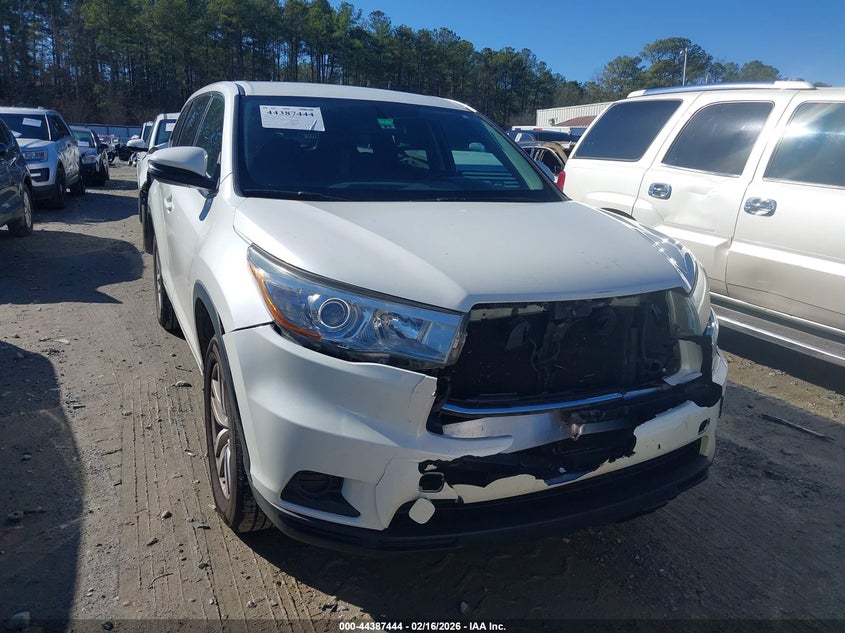 2016 Toyota Highlander Le V6