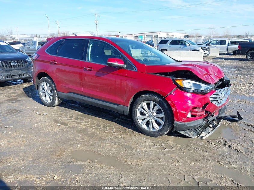 2022 Ford Edge Titanium