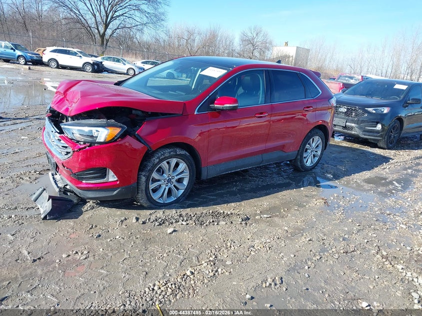2022 Ford Edge Titanium