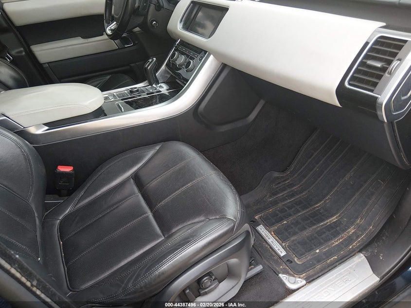 2016 Land Rover Range Rover Sport 5.0L V8 Supercharged/5.0L V8 Supercharged Dynamic