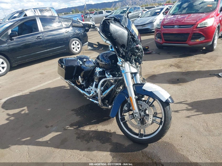 2019 Harley-davidson Flhx