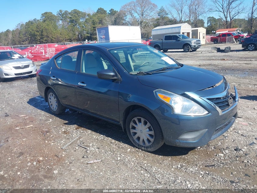 2015 Nissan Versa 1.6 Sv