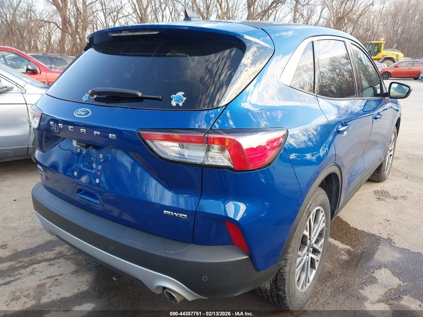 2022 Ford Escape Sel