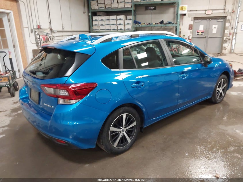 2022 Subaru Impreza Premium 5-Door