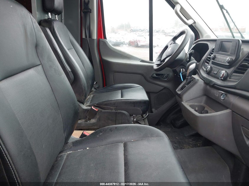 2024 Ford Transit-250