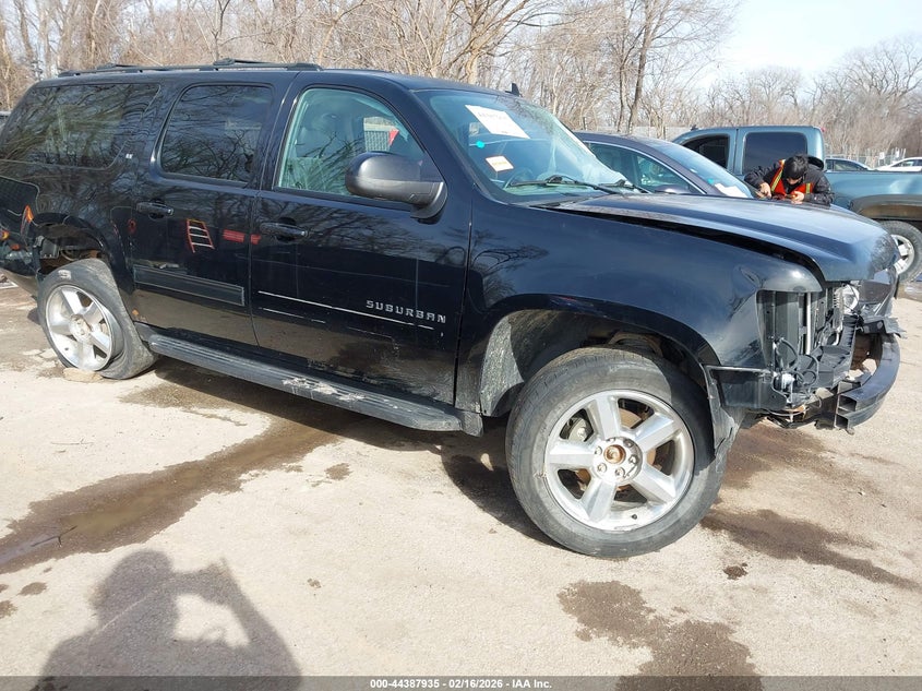 2013 Chevrolet Suburban 1500 Lt
