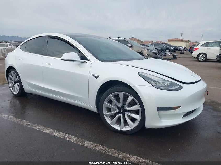 2019 Tesla Model 3 Long Range/Performance