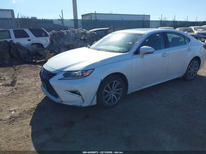 2016 Lexus Es 300H