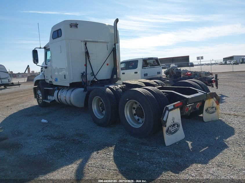 2015 Mack 600 Cxu600