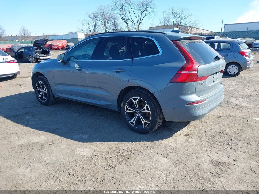 2022 Volvo Xc60 B5 Momentum