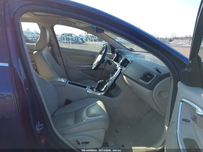 2015 Volvo S60 T5 Premier