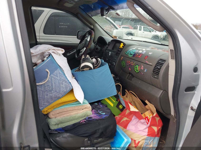 2008 Nissan Pathfinder Le