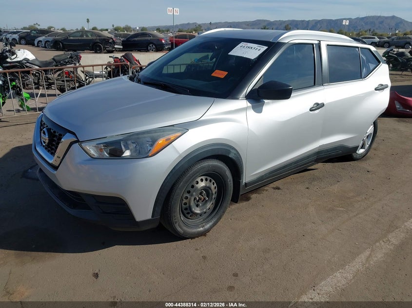 2019 Nissan Kicks S