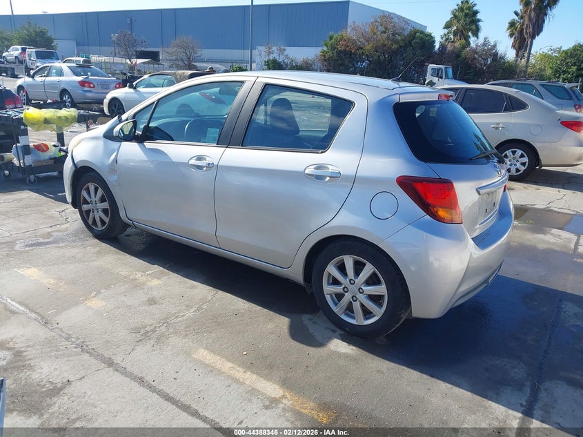 2015 Toyota Yaris Le