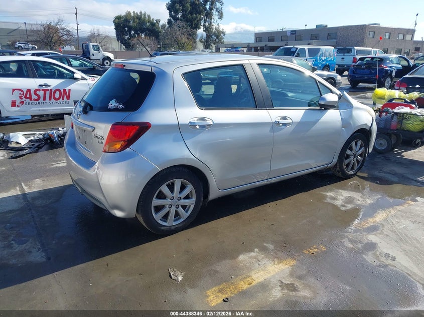 2015 Toyota Yaris Le