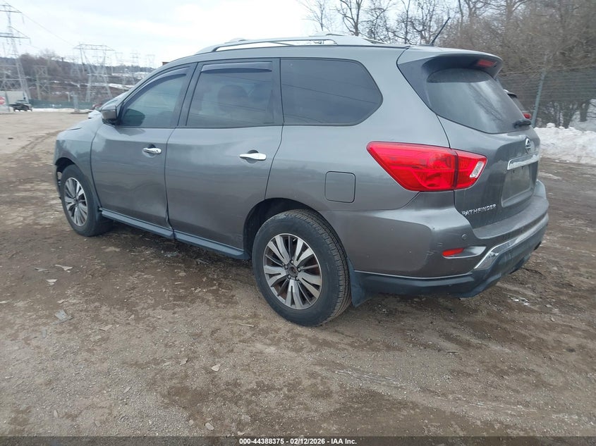 2017 Nissan Pathfinder Sl