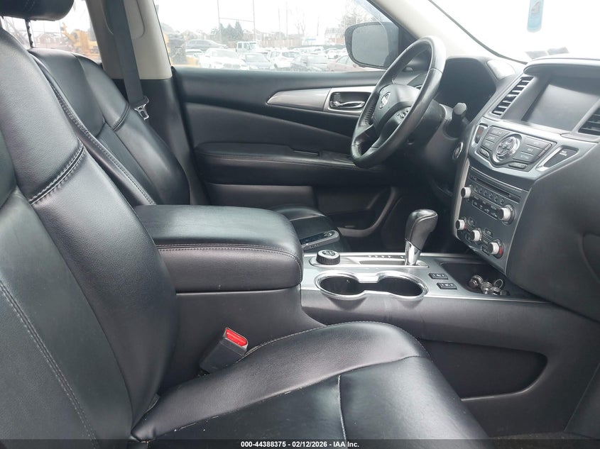 2017 Nissan Pathfinder Sl