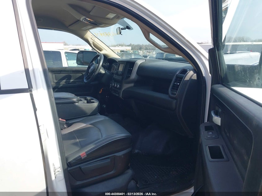 2019 Ram 2500 Tradesman 4X4 8' Box