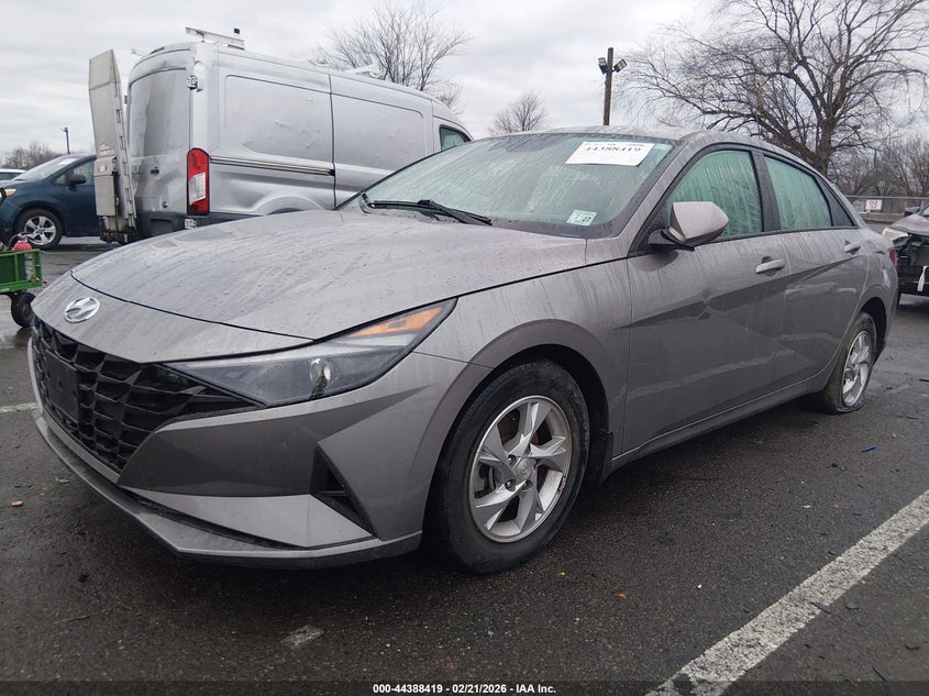 2022 Hyundai Elantra Se