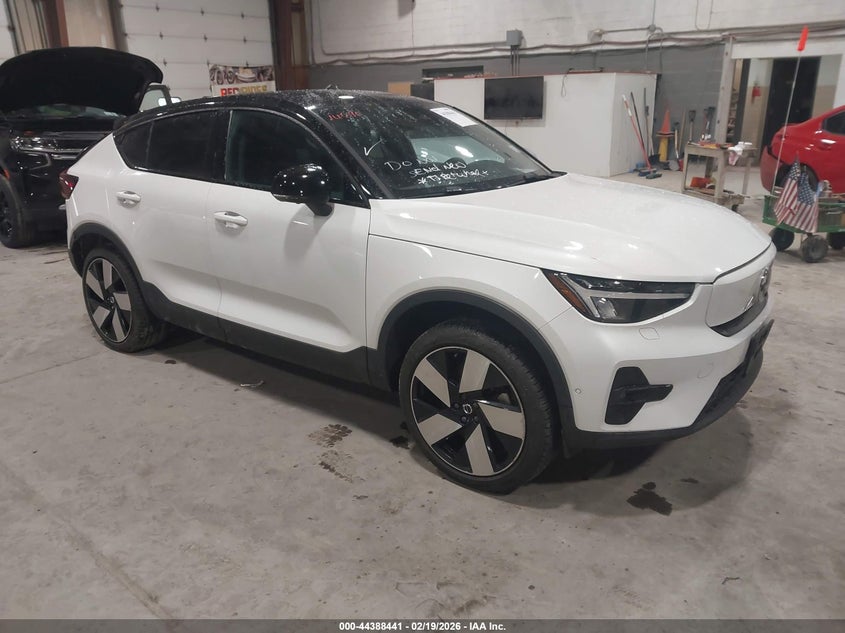 2022 VOLVO C40 RECHARGE PURE ELECTRIC P8 ULTIMATE