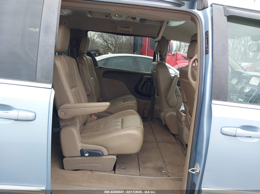 AtlanticExpress - Chrysler Town & Country