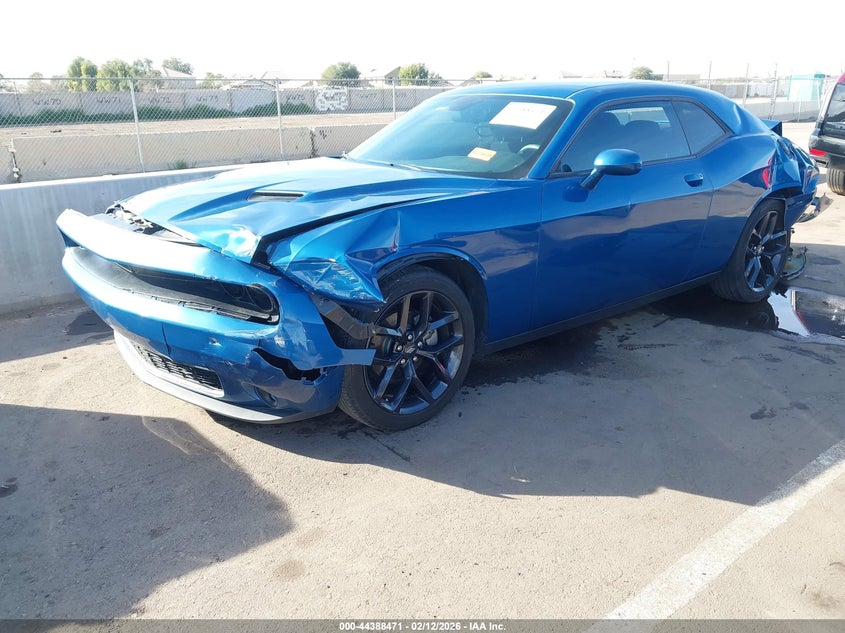 2021 Dodge Challenger Sxt