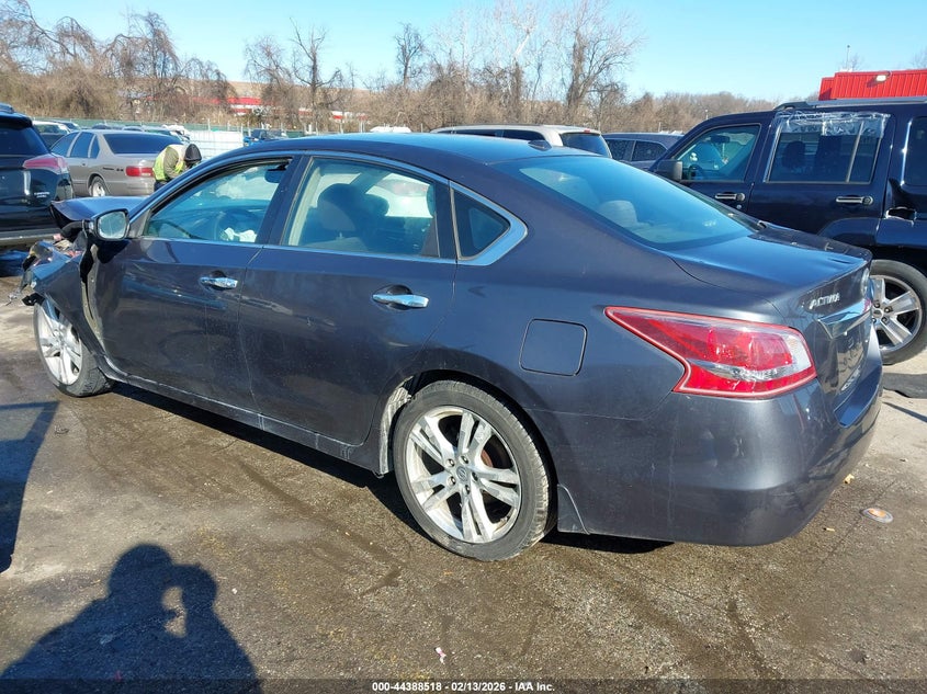2013 Nissan Altima 3.5 Sv
