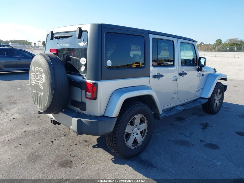 2012 Jeep Wrangler Unlimited Sahara