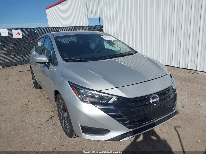 2025 Nissan Versa 1.6 Sv