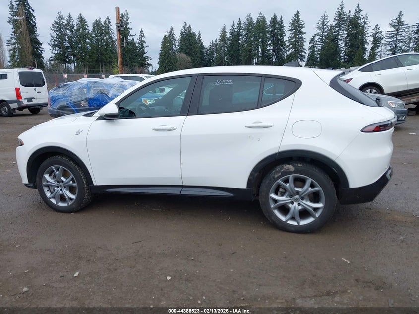 2024 Dodge Hornet R/T Eawd VIN: ZACPDFCW0R3A27736 Lot: 44388523