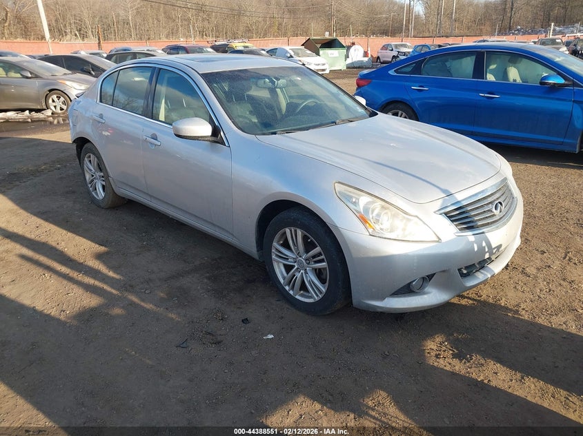 2013 Infiniti G37X