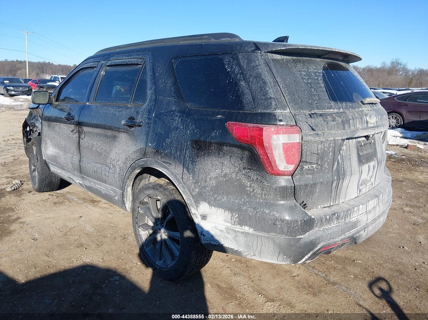 2017 Ford Explorer Xlt