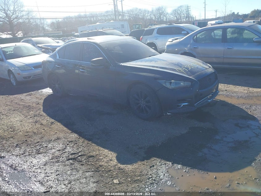 2014 Infiniti Q50