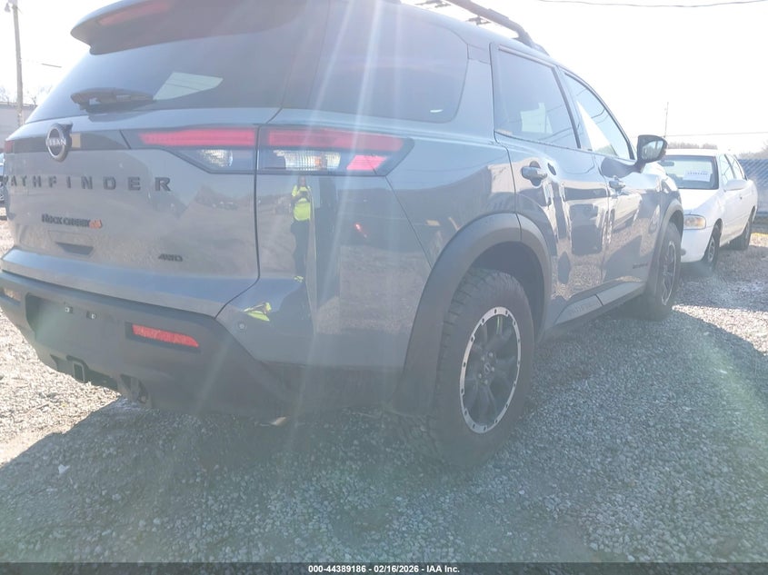 2025 Nissan Pathfinder Rock Creek 4Wd