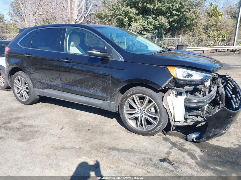 2020 Ford Edge Titanium