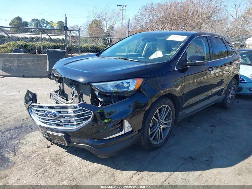 2020 Ford Edge Titanium