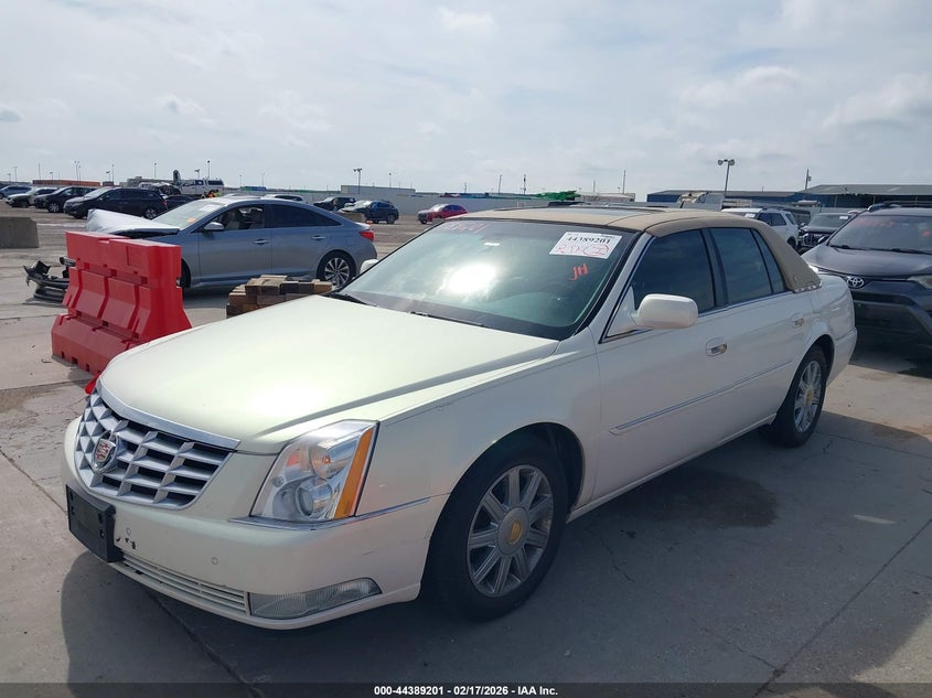 2006 Cadillac Dts Standard